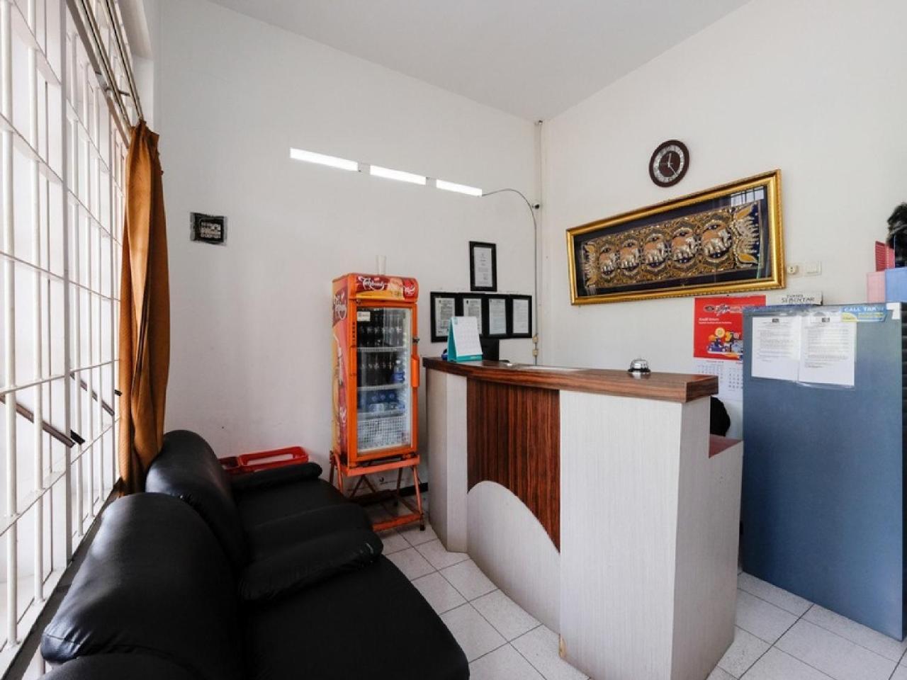 Reddoorz Near Moro Mall Purwokerto Exterior photo